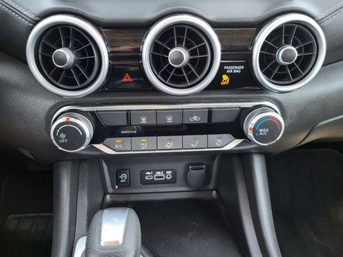 Certified 2025 Nissan Sentra SV FWD image 19