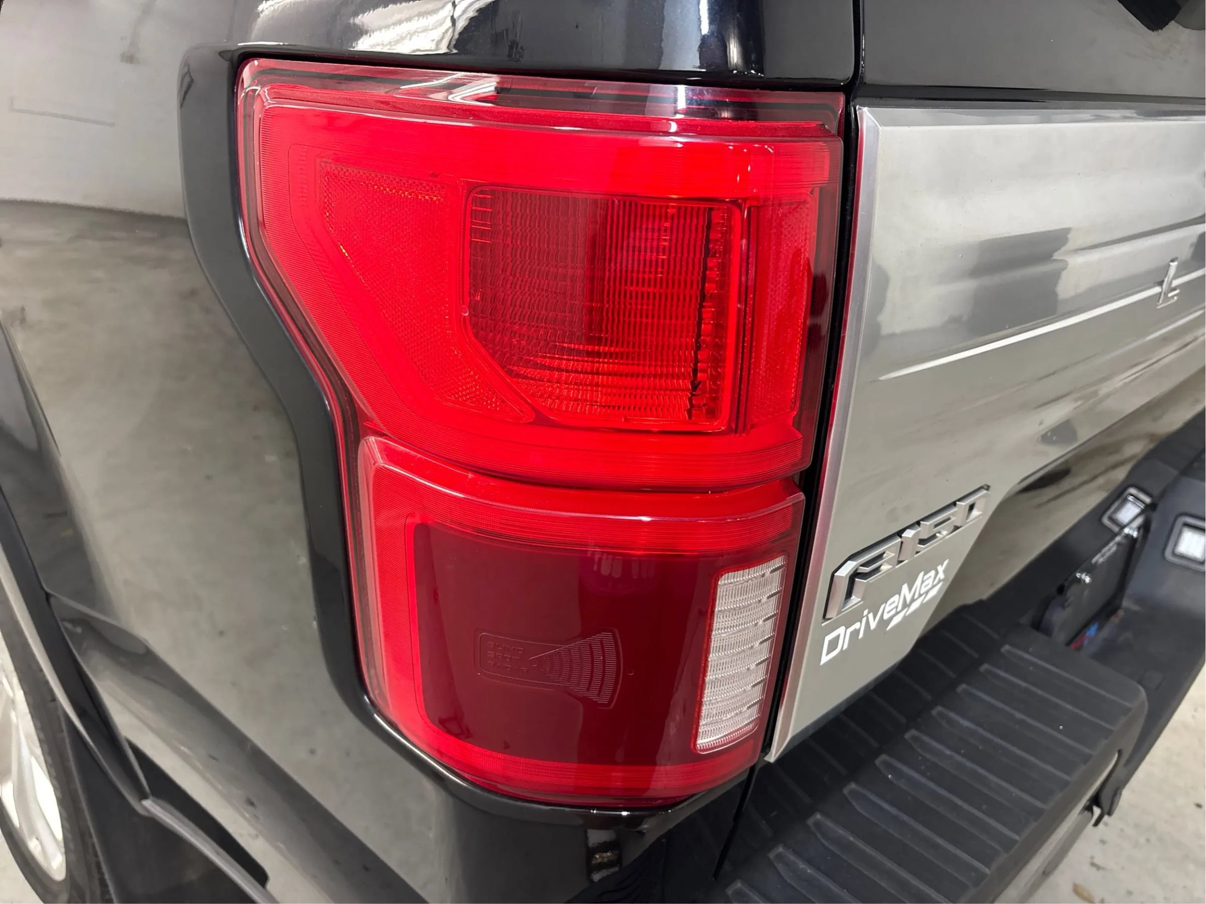 Used 2020 Ford F150 Limited AWD/4WD image 33