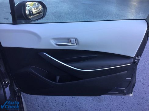 Used 2024 Toyota Corolla SE image 19