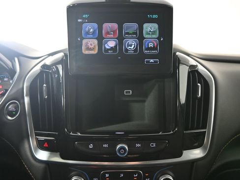 Used 2019 Chevrolet Traverse LT AWD/4WD image 30