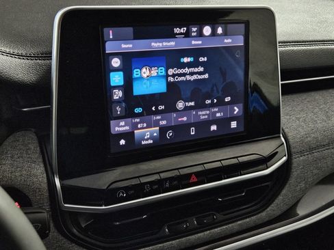 Used 2025 Jeep Compass Latitude AWD/4WD image 13