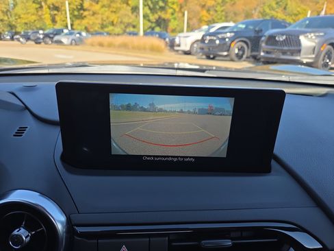 Used 2024 MAZDA MX-5 Miata RF Grand Touring image 17