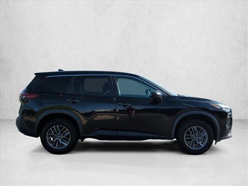 Used 2023 Nissan Rogue S AWD/4WD image 4