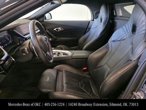 Used 2020 BMW Z4 M40i w/ Executive Package image 14
