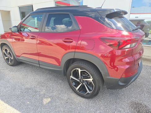 Used 2021 Chevrolet TrailBlazer RS w/ Sun and Liftgate Package FWD image 4