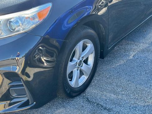 Used 2020 Toyota Sienna L FWD image 5