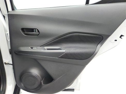 Used 2023 Nissan Kicks S image 27