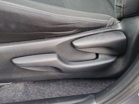 Used 2015 Toyota RAV4 XLE image 16