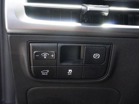 Used 2025 Hyundai Tucson Limited AWD/4WD image 47