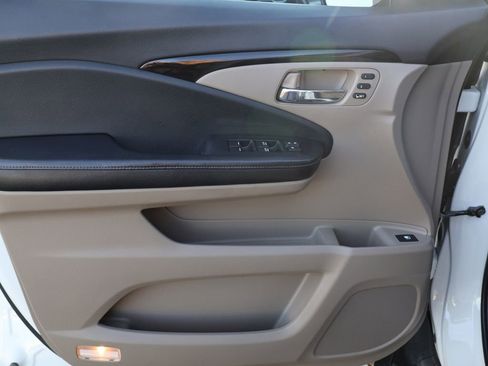 Used 2017 Honda Ridgeline RTL-E image 21