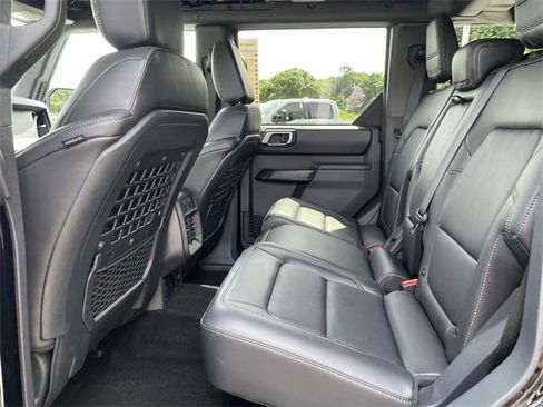 New 2025 Ford Bronco Badlands image 25