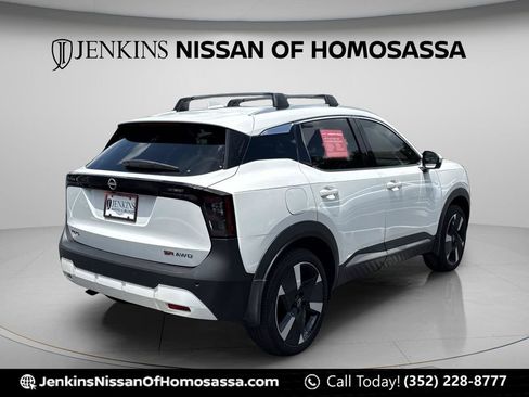 Certified 2025 Nissan Kicks SR AWD/4WD image 5