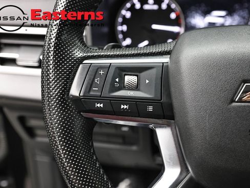 Used 2024 Mitsubishi Outlander AWD image 14