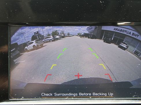 Used 2023 Subaru Crosstrek 2.0i Premium AWD/4WD image 18