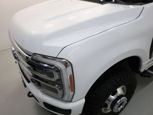 Used 2023 Ford F350 Lariat w/ FX4 Off-Road Package AWD/4WD image 59