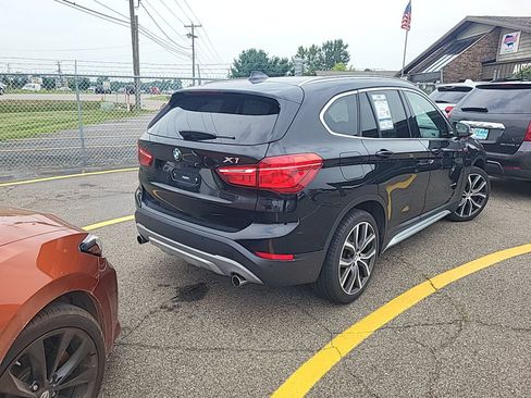 Used 2017 BMW X1 xDrive28i AWD/4WD image 3