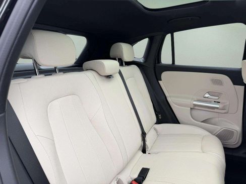 Certified 2026 Mercedes-Benz GLA 250 4MATIC image 23