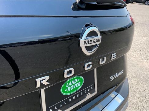 Used 2021 Nissan Rogue SV AWD/4WD image 30