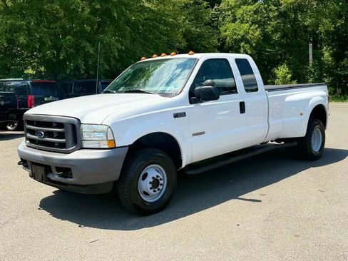 Used 2004 Ford F350 XL AWD/4WD image 3