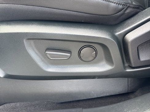 Used 2022 Ford Ranger Lariat w/ Equipment Group 501A High AWD/4WD image 16