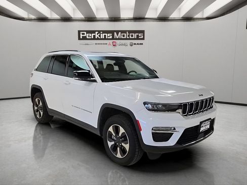 Used 2024 Jeep Grand Cherokee Limited 4xe AWD/4WD image 7