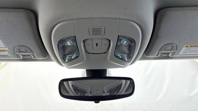 Used 2020 Jeep Compass Latitude FWD image 41