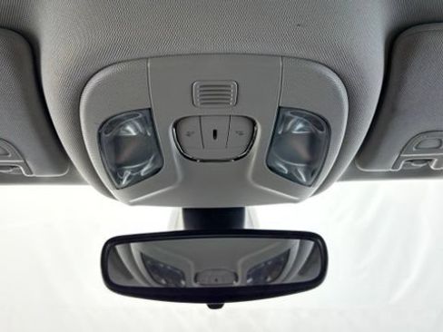 Used 2020 Jeep Compass Latitude FWD image 41