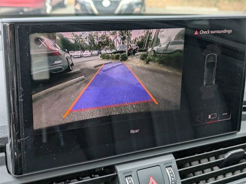 Used 2023 Audi Q5 2.0T Premium w/ Convenience Package image 22