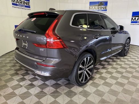 Used 2023 Volvo XC60 B5 Ultimate w/ Climate Package AWD/4WD image 13
