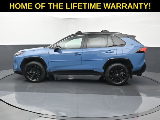 Used 2023 Toyota RAV4 XSE AWD/4WD image 4