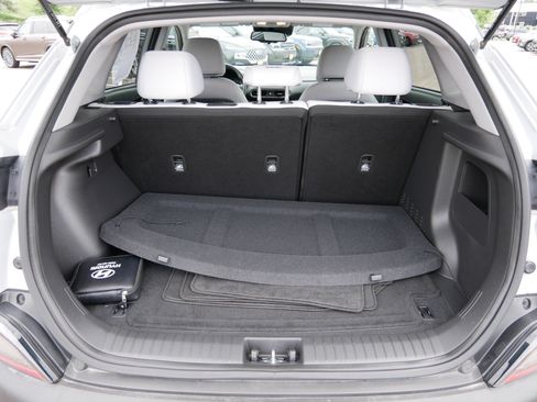 Certified 2023 Hyundai Kona SEL AWD/4WD image 18
