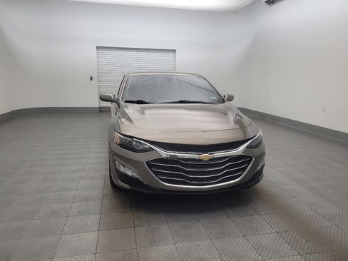 Used 2020 Chevrolet Malibu LT FWD image 14