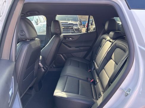 New 2026 Chevrolet Equinox LT image 10