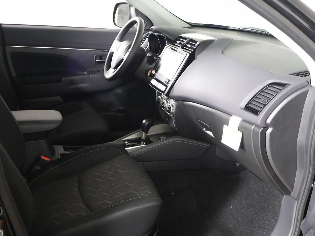 New 2027 Mitsubishi Outlander Sport ES AWD/4WD image 20