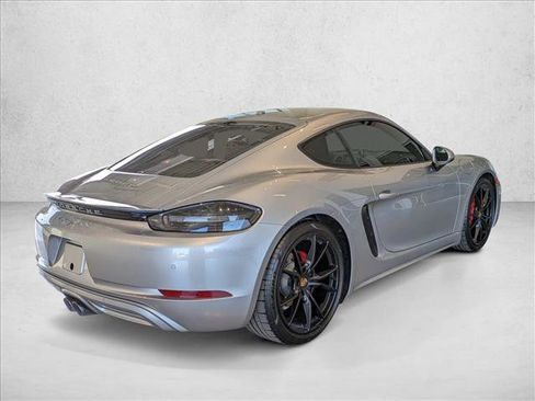Used 2021 Porsche 718 Cayman S image 5