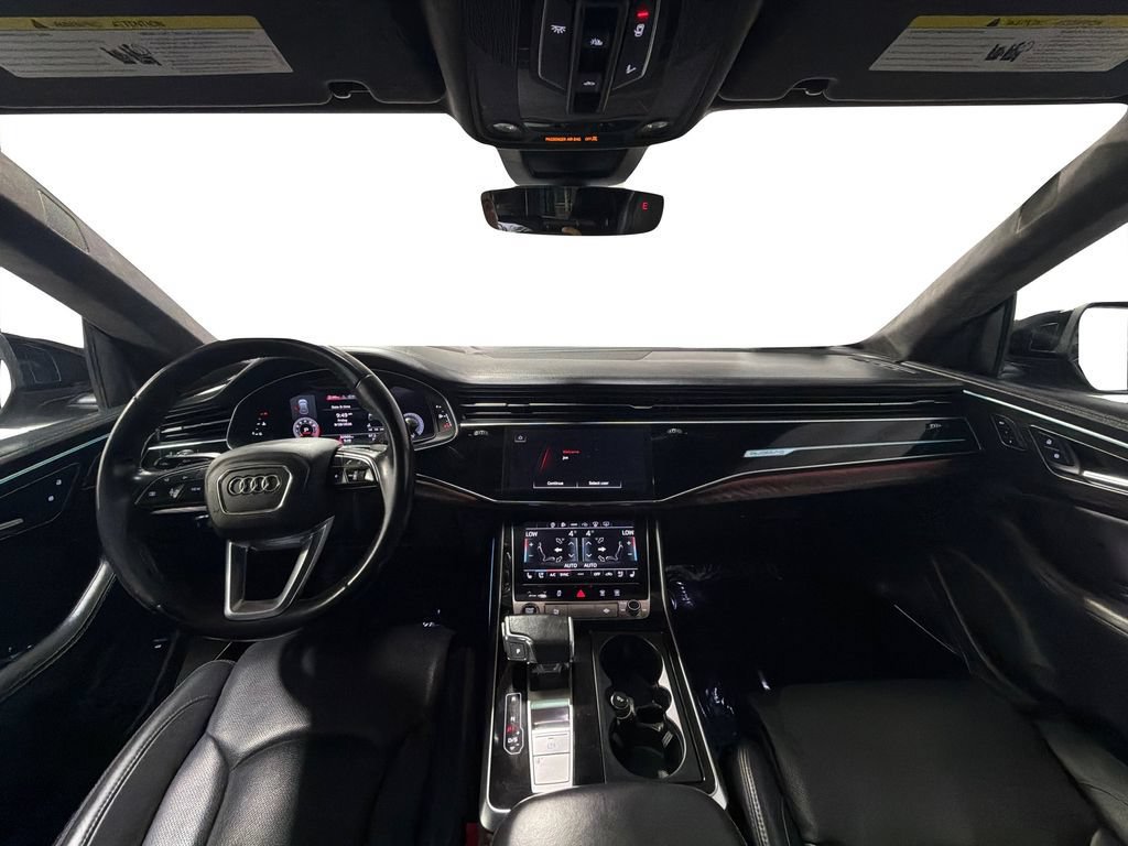 Used 2022 Audi Q8 Prestige AWD/4WD image 24