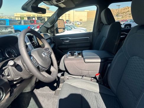 New 2026 RAM 1500 Big Horn AWD/4WD image 10