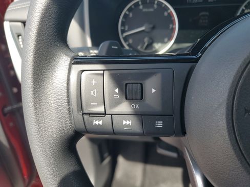 Certified 2023 Nissan Rogue SV image 17