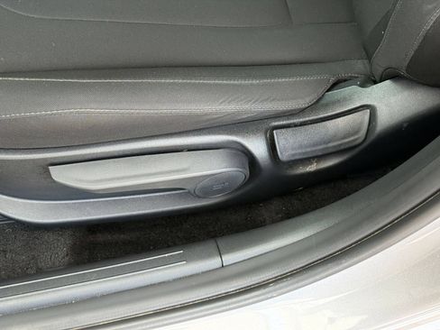 Used 2026 Hyundai Elantra Sport FWD image 22