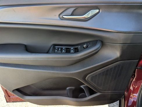 New 2025 Jeep Grand Cherokee Altitude image 14