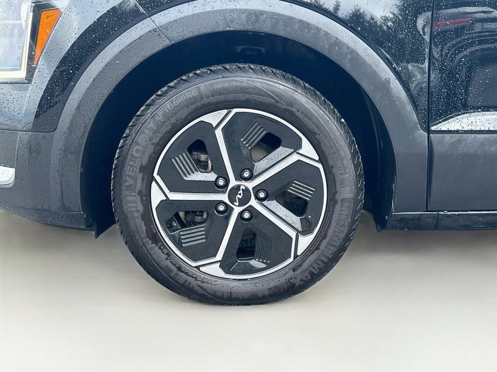 Certified 2023 Kia Niro EX FWD image 32