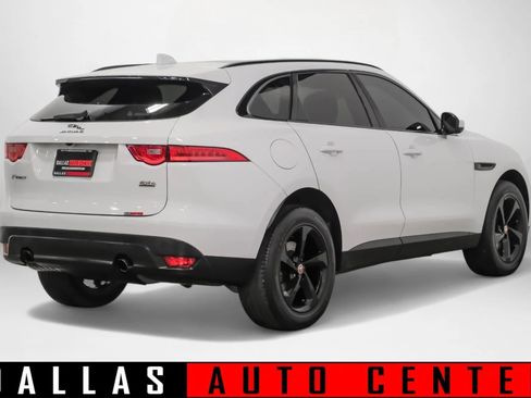 Used 2019 Jaguar F-PACE Premium image 4