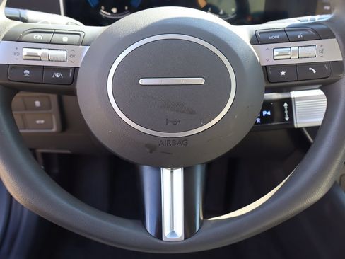 Used 2025 Hyundai Sonata SEL FWD image 10