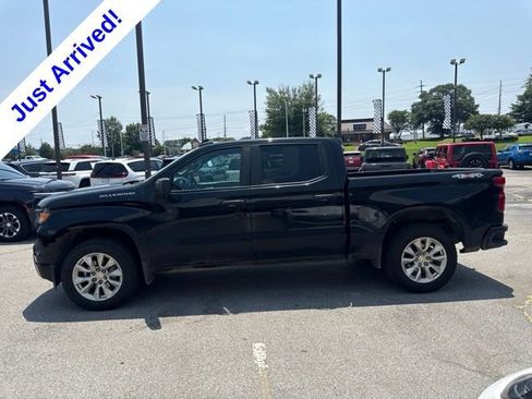 Used 2024 Chevrolet Silverado 1500 Custom AWD/4WD image 6