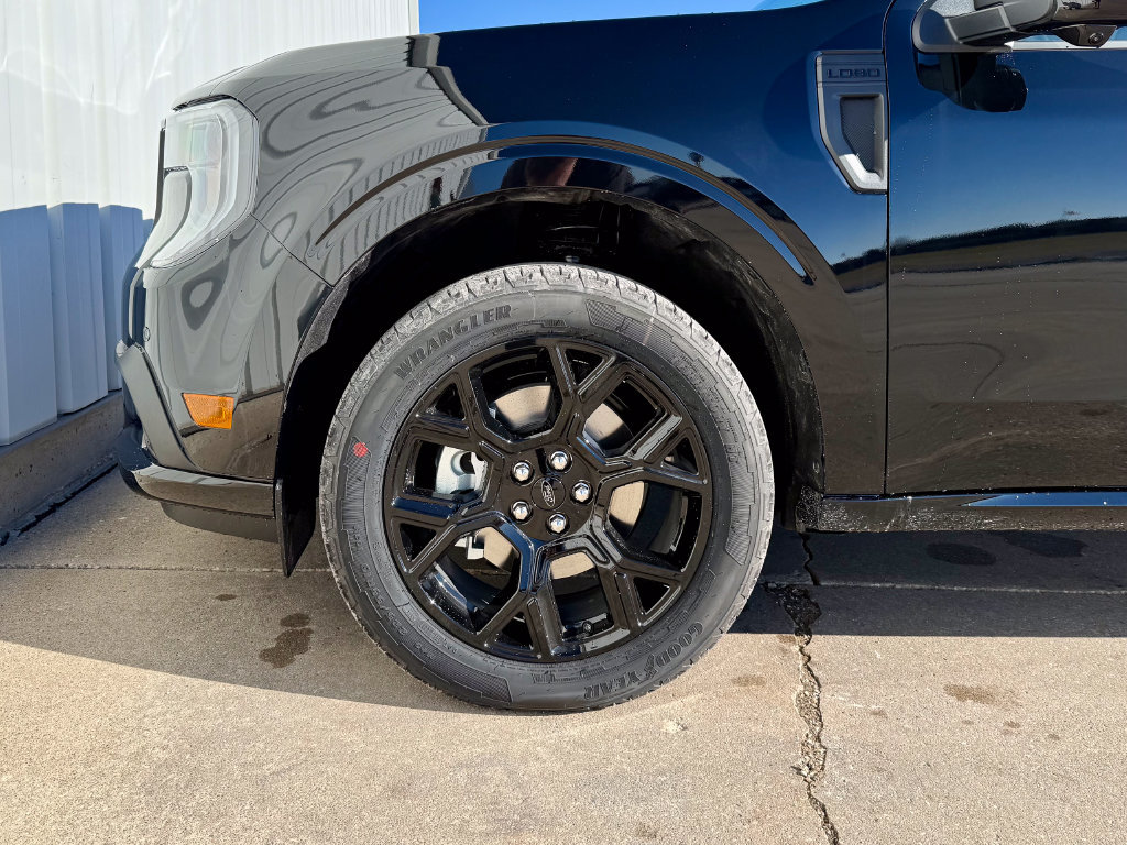 New 2026 Ford Maverick Lobo AWD/4WD image 34