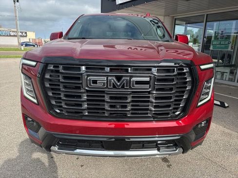 New 2026 GMC Yukon Denali Ultimate AWD/4WD image 2