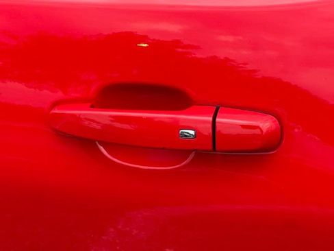 Used 2016 Chevrolet Camaro LT RWD image 13