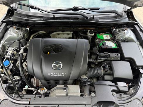 Used 2014 MAZDA MAZDA3 i Touring w/ Technology Package FWD image 44