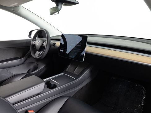Used 2022 Tesla Model Y Performance AWD/4WD image 26