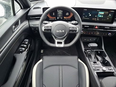 New 2025 Kia K5 GT-Line w/ GT-Line Premium Package image 11